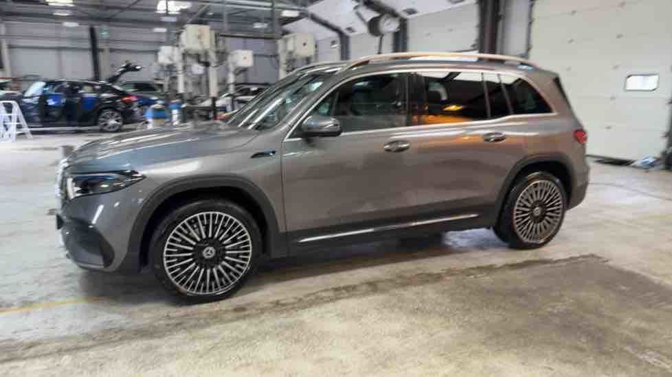 More views of Mercedes-Benz EQB