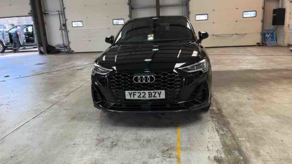 More views of Audi Q3