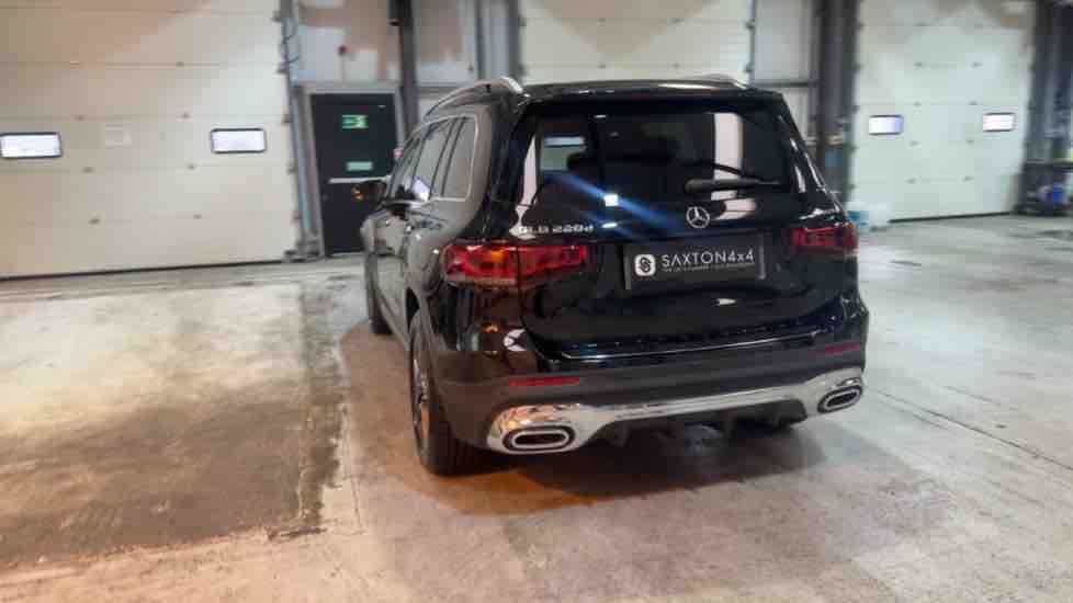 More views of Mercedes-Benz GLB