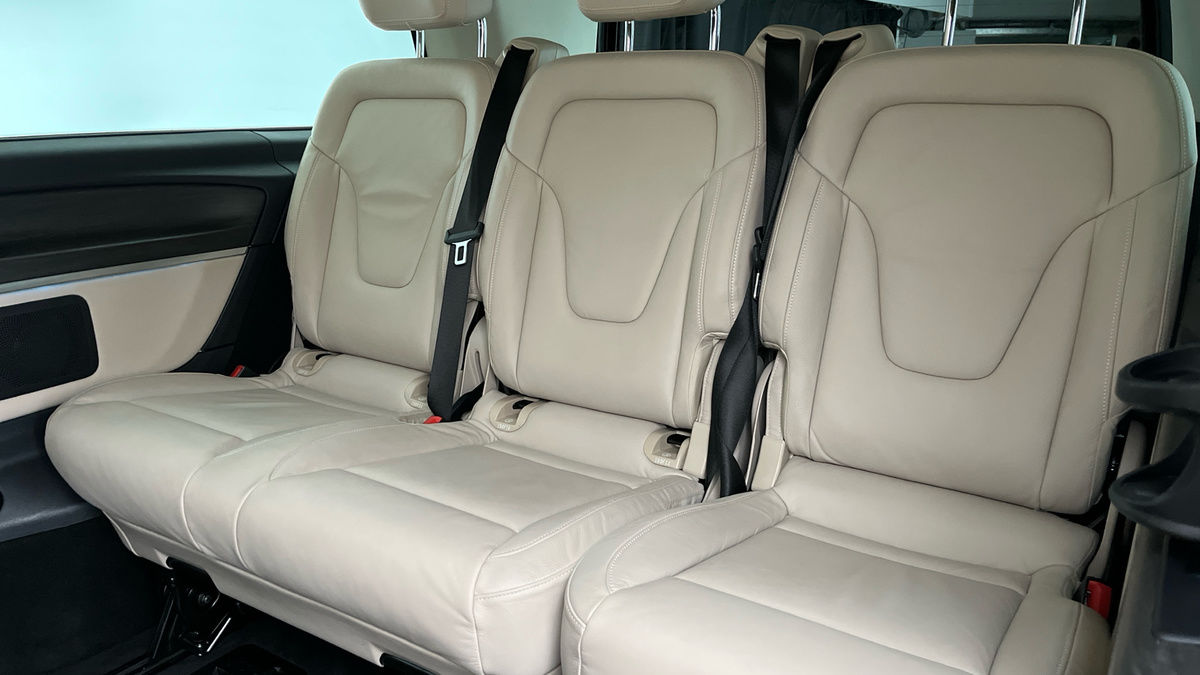 Mercedes-Benz V Class Image 8