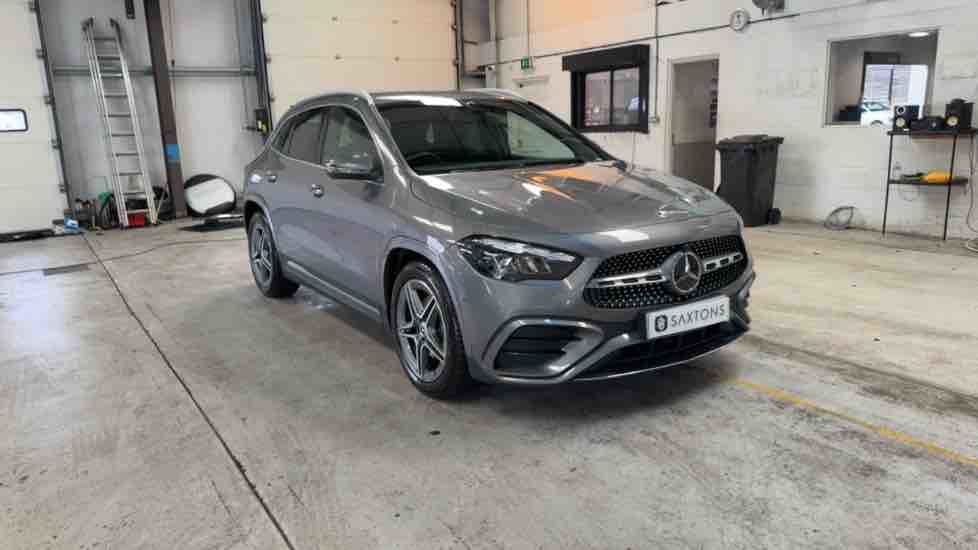 More views of Mercedes-Benz GLA
