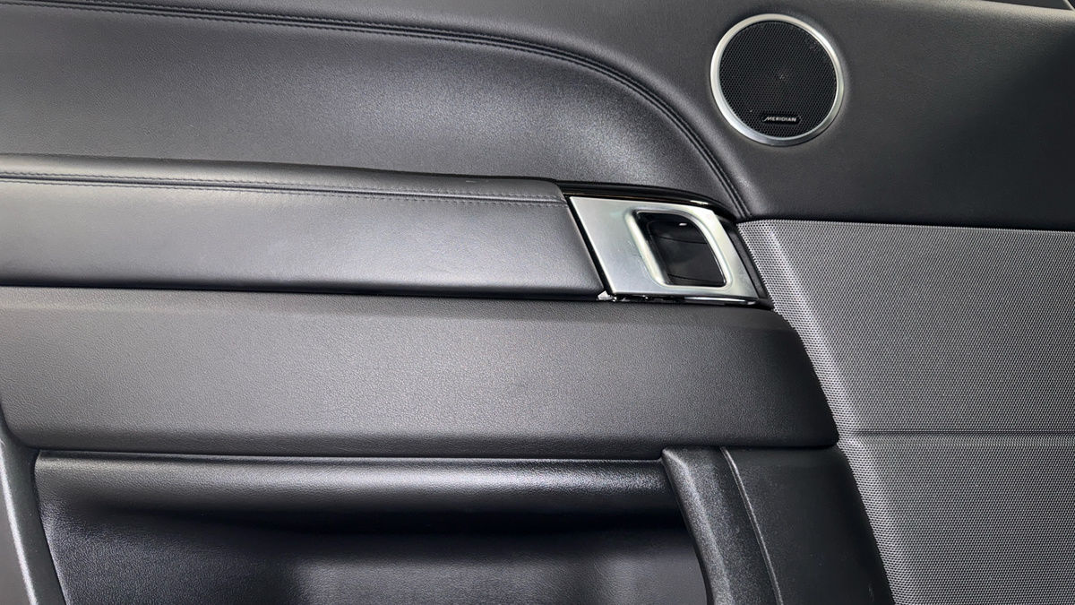 Land Rover Range Rover Sport Image 19