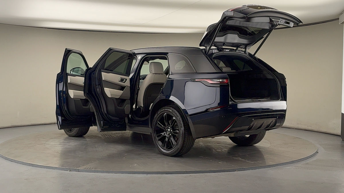 More views of Land Rover Range Rover Velar