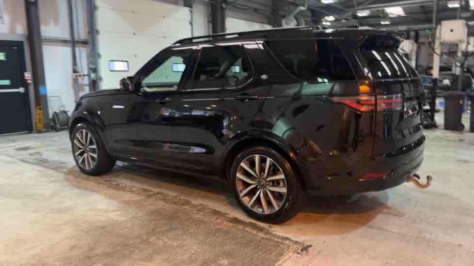 More views of Land Rover Discovery