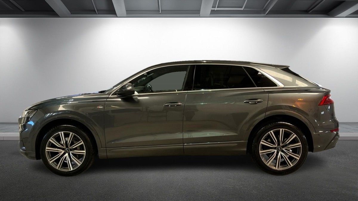Audi Q8 Image 16