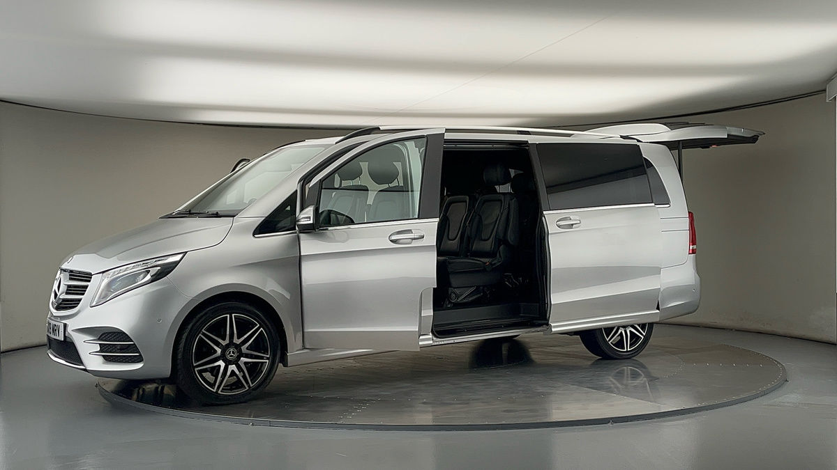 More views of Mercedes-Benz V Class