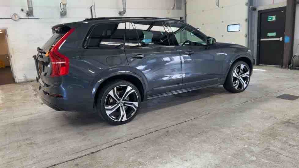 More views of Volvo XC90