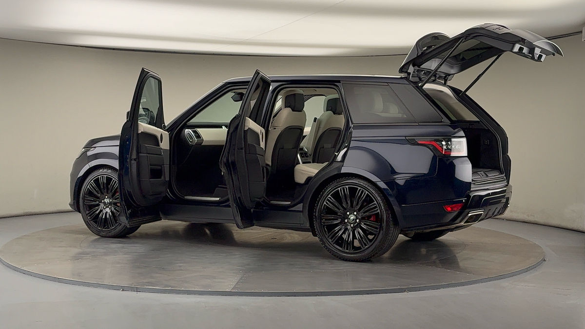 More views of Land Rover Range Rover Sport