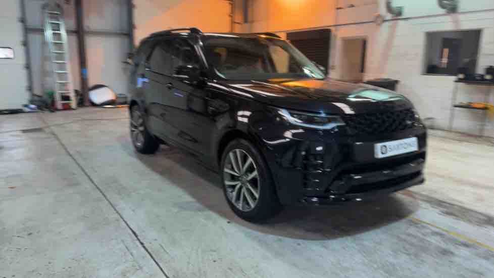 More views of Land Rover Discovery