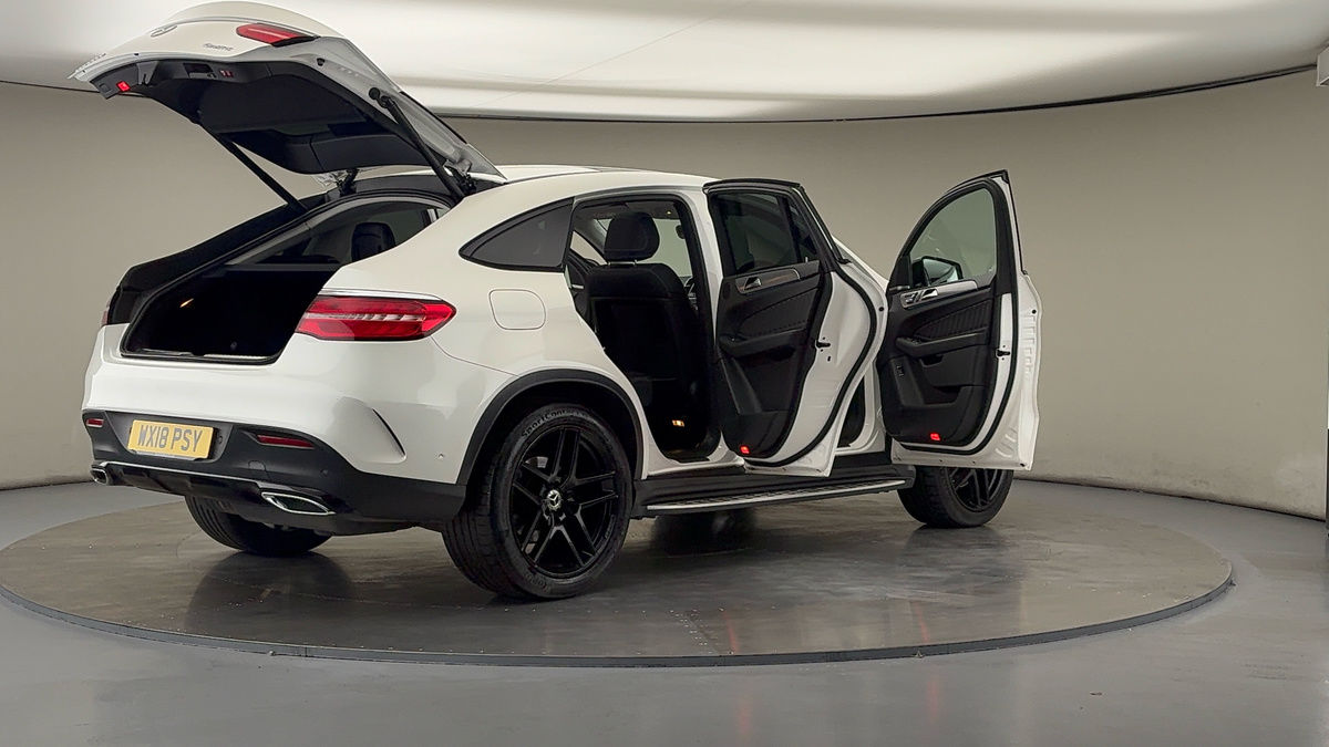 More views of Mercedes-Benz GLE