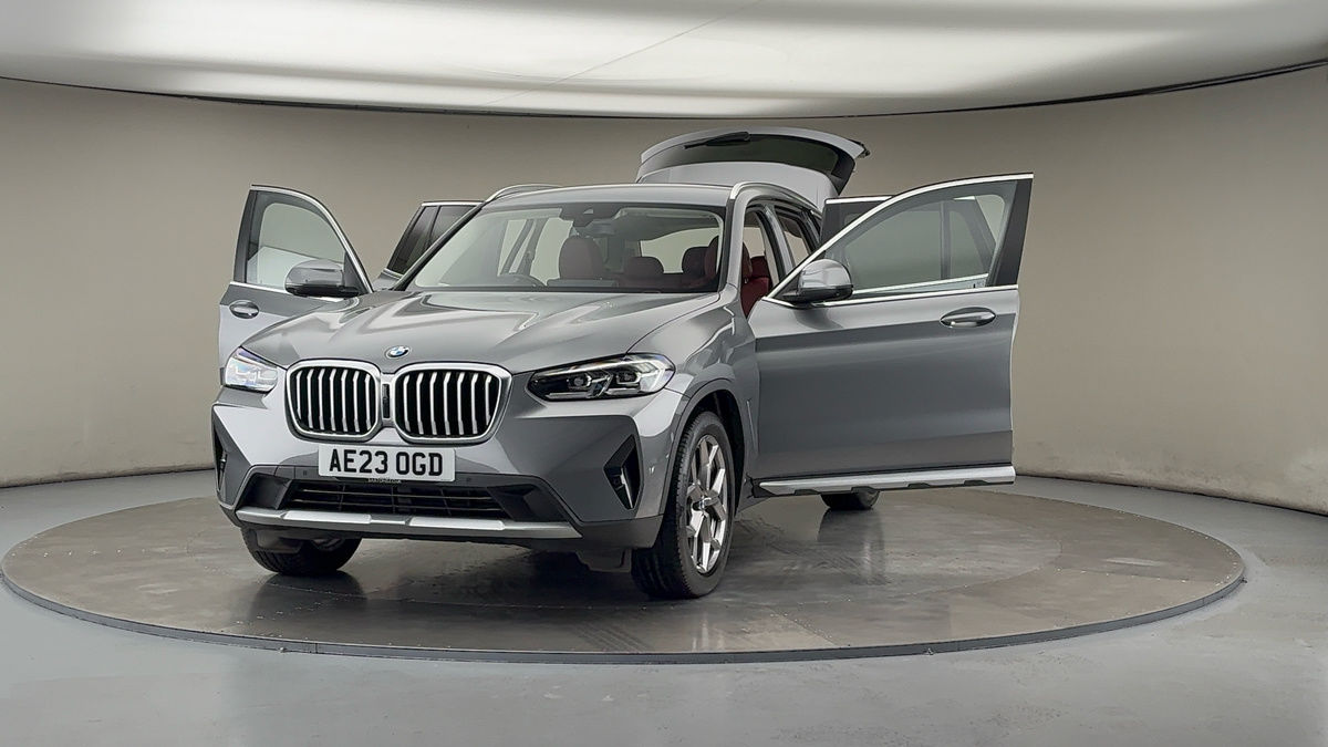 More views of BMW X3