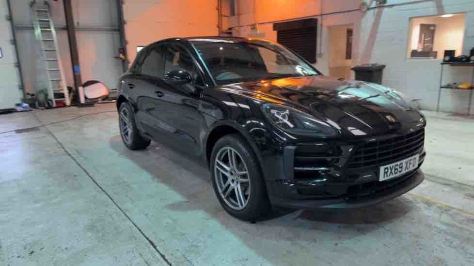 More views of Porsche Macan