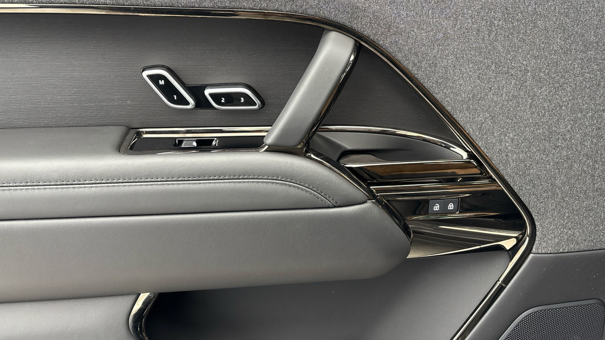 Land Rover Range Rover Sport Image 19