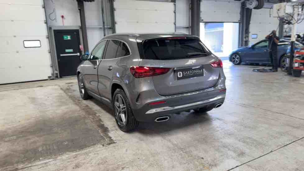 More views of Mercedes-Benz GLA