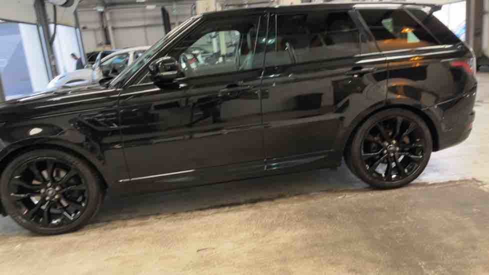More views of Land Rover Range Rover Sport