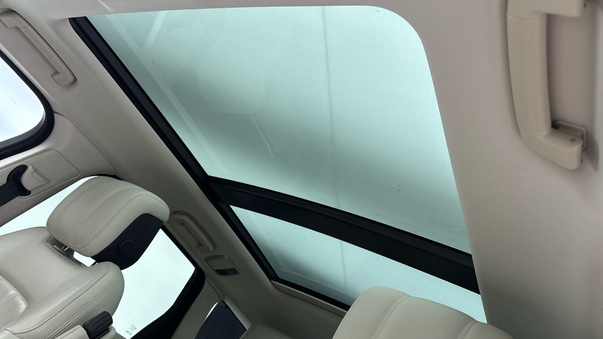 Land Rover Range Rover Sport Image 6