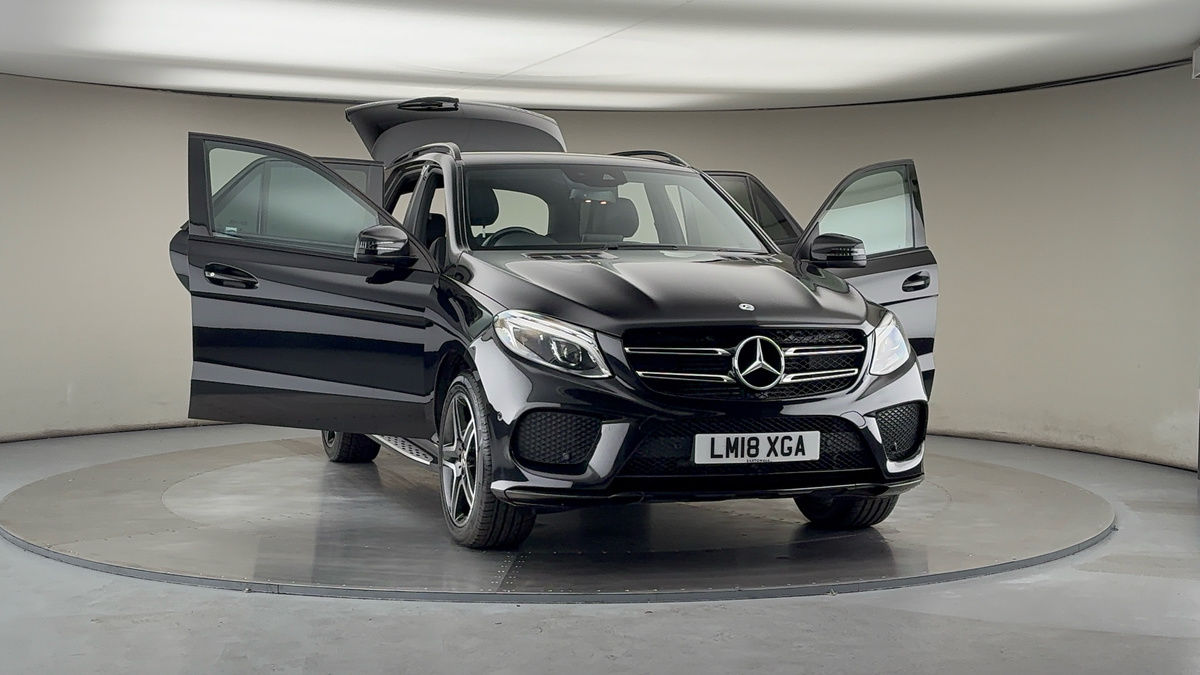 More views of Mercedes-Benz GLE