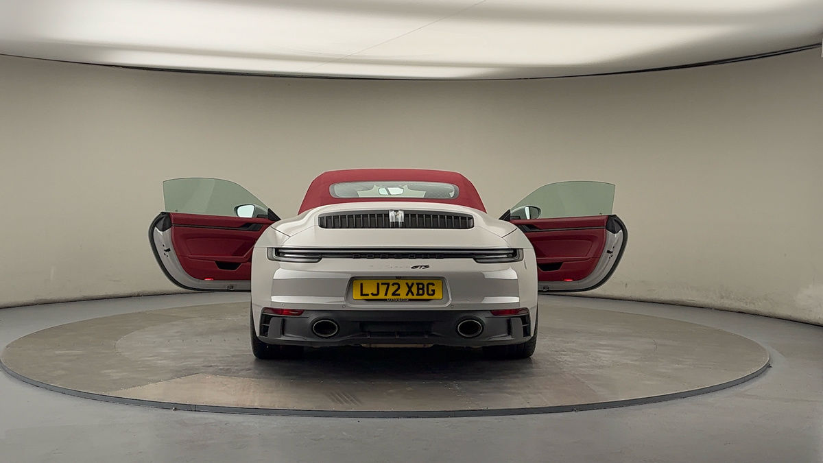 More views of Porsche 911