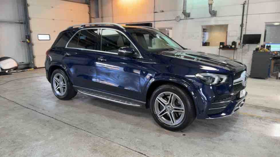 More views of Mercedes-Benz GLE
