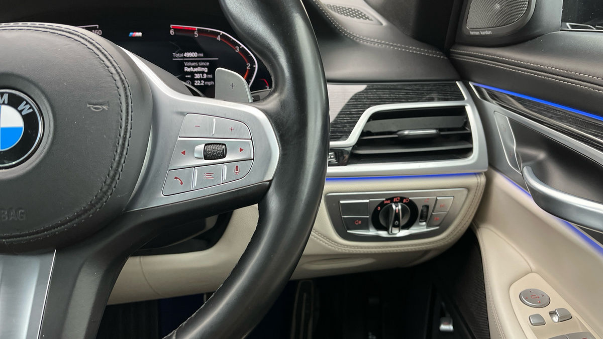 BMW 7 Series Image 14