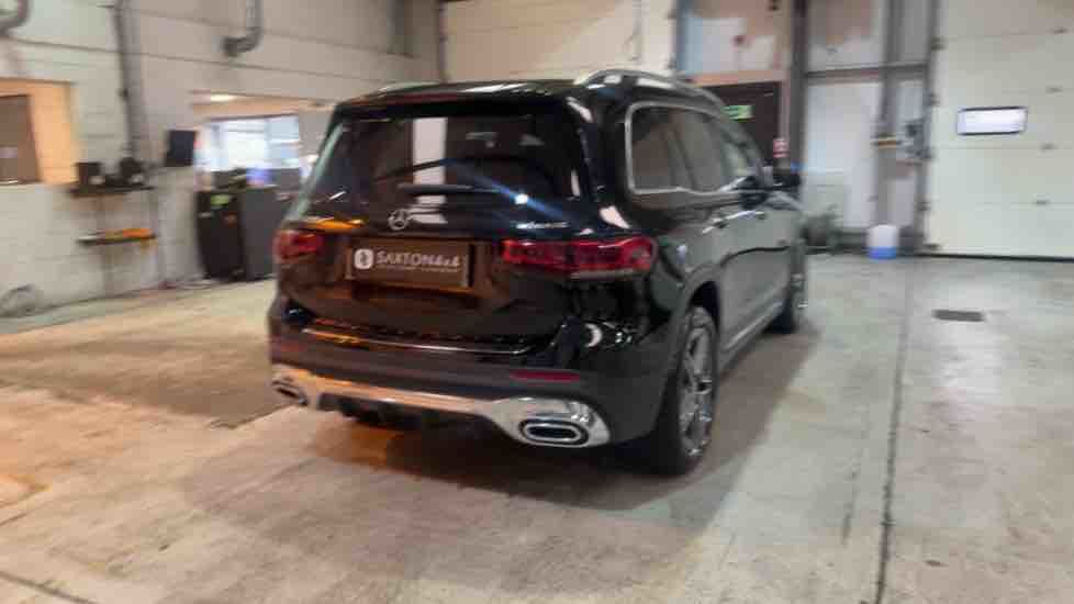 More views of Mercedes-Benz GLB