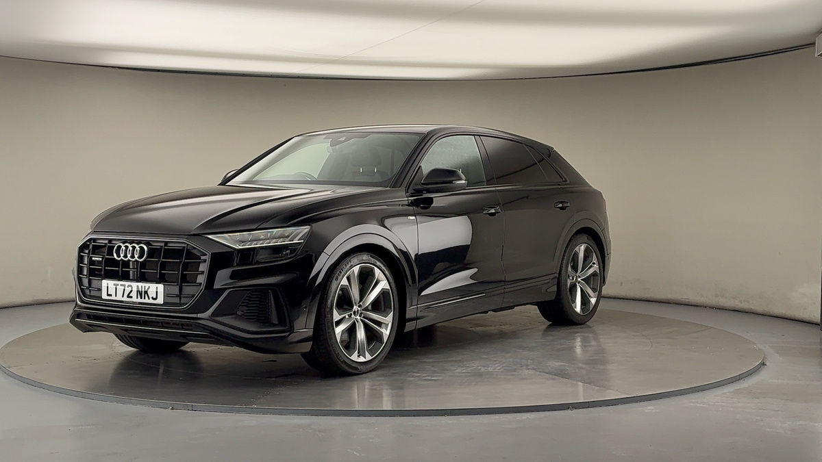 More views of Audi Q8