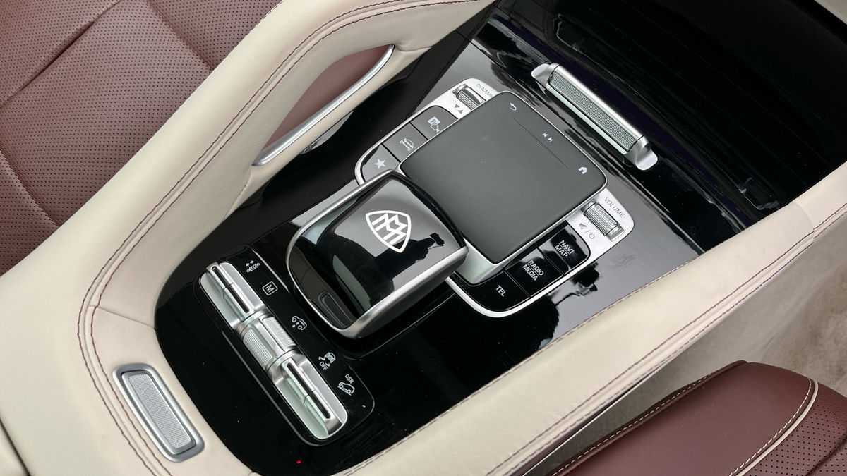 More views of Mercedes-Benz Maybach GLS