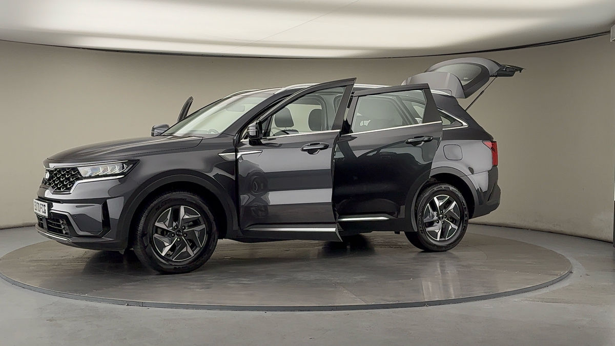 More views of Kia Sorento