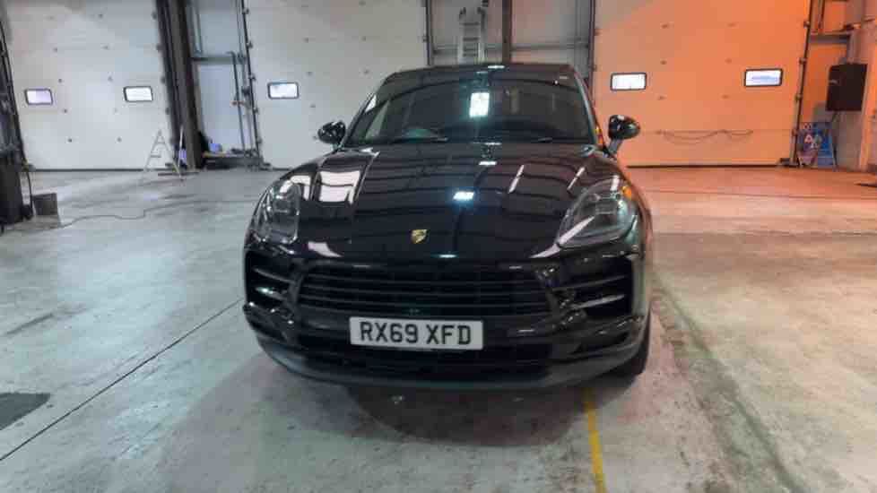More views of Porsche Macan
