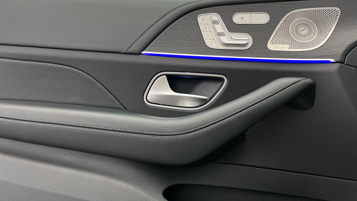 Mercedes-Benz GLE Image 19