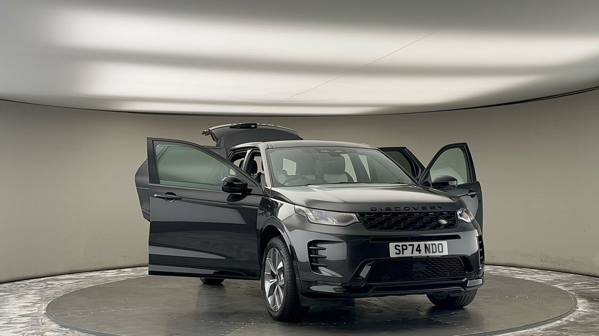 More views of Land Rover Discovery Sport
