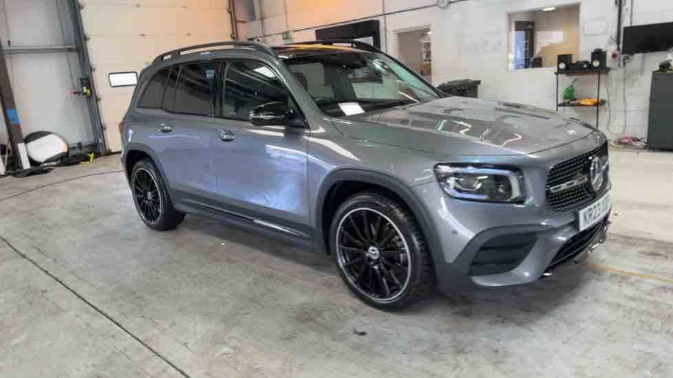 More views of Mercedes-Benz GLB