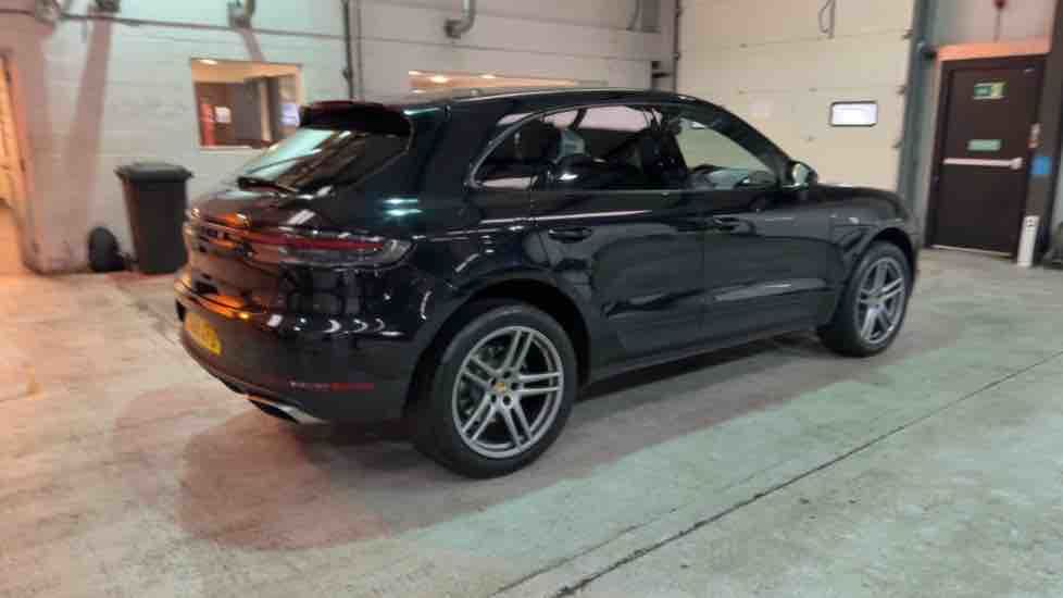 More views of Porsche Macan