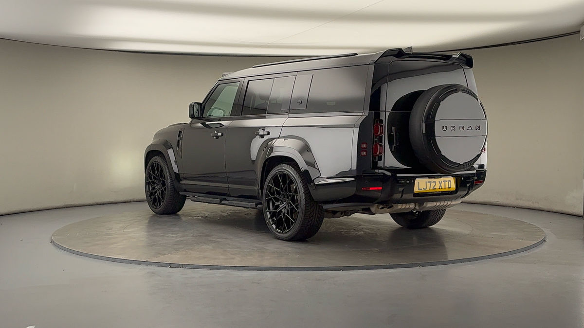 Land Rover Defender 130 Urban Image 2