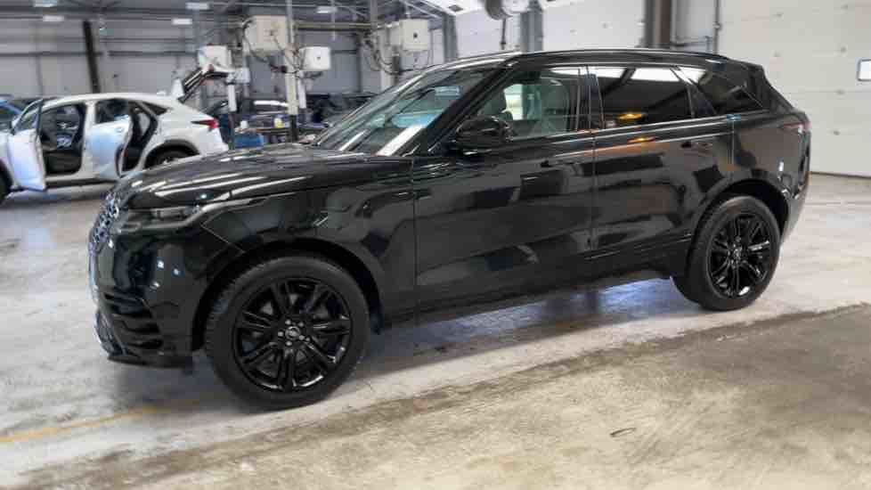 More views of Land Rover Range Rover Velar