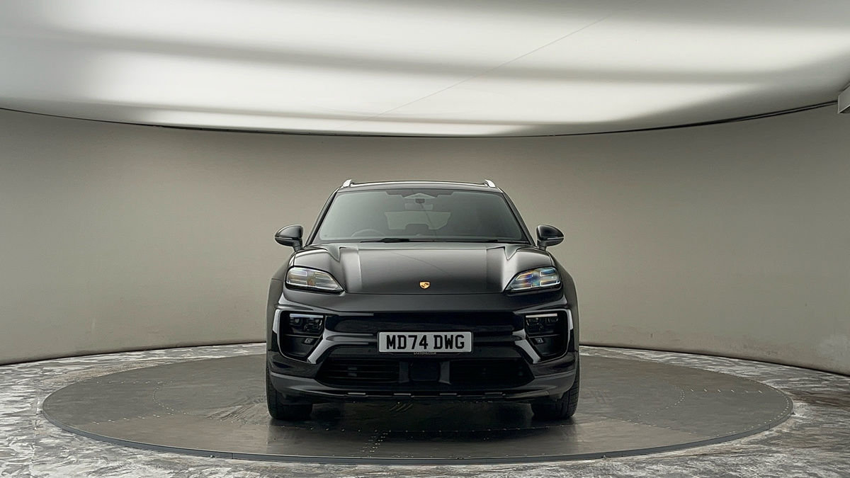 Porsche Macan Image 3