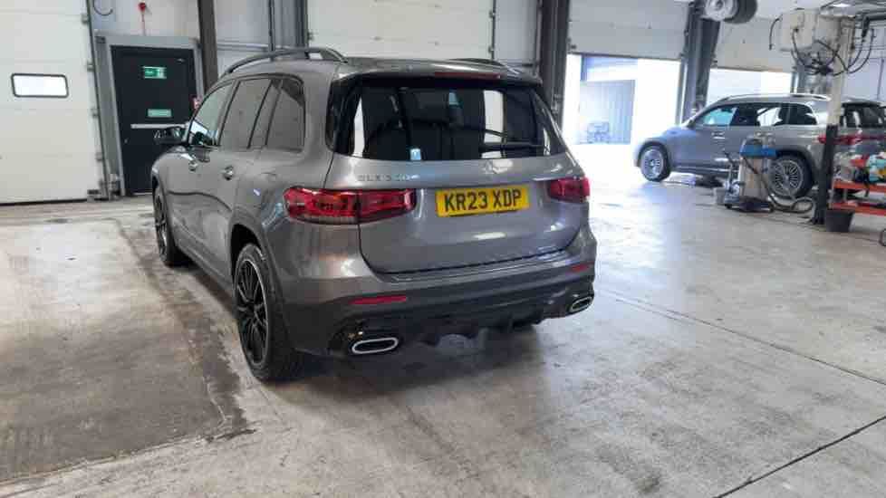 More views of Mercedes-Benz GLB