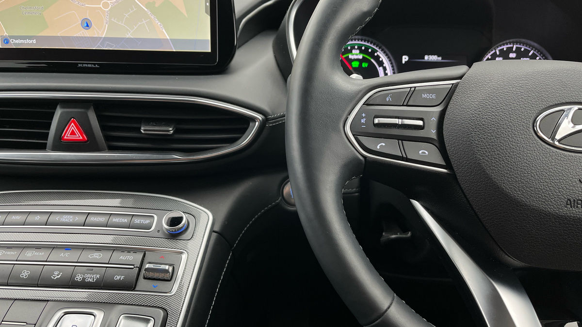 Hyundai Santa Fe Image 13