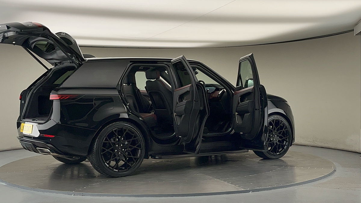 More views of Land Rover Range Rover Sport