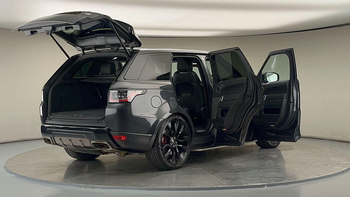 More views of Land Rover Range Rover Sport