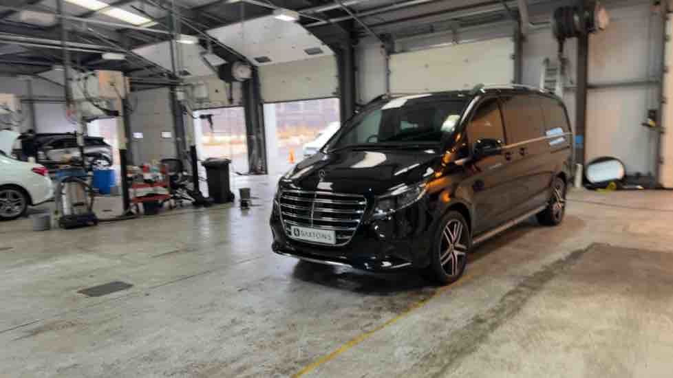 More views of Mercedes-Benz V Class
