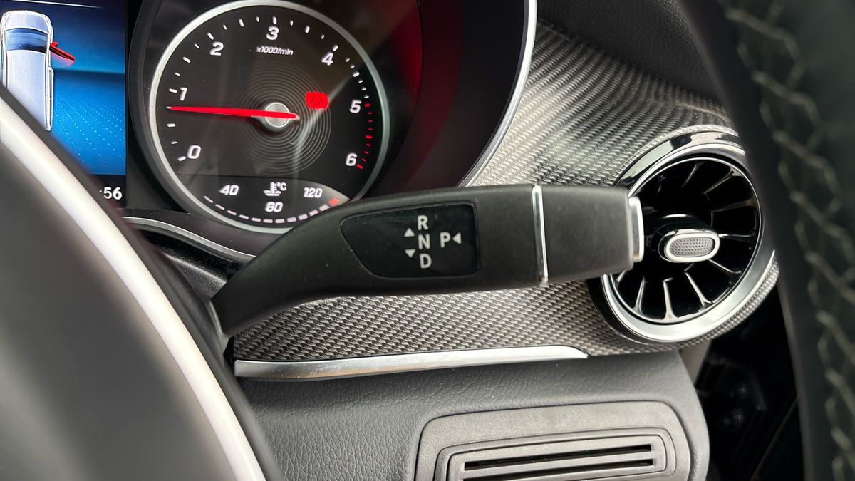 Mercedes-Benz V Class Image 6