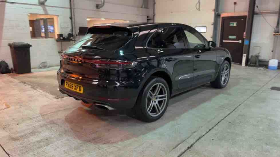 More views of Porsche Macan