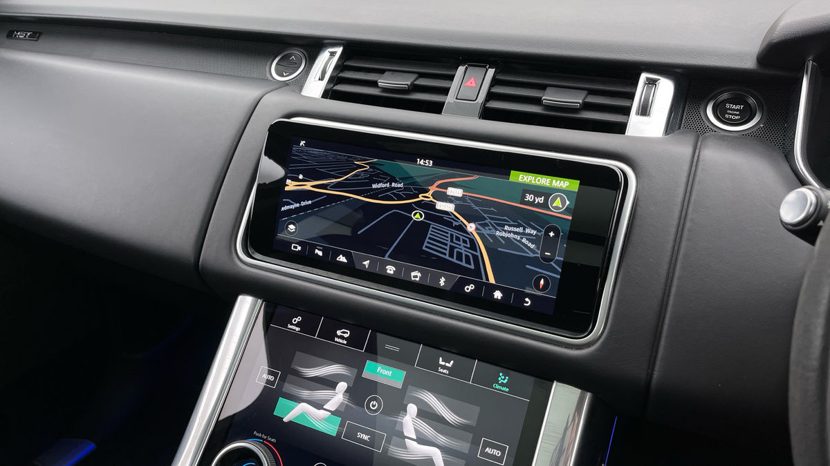 Land Rover Range Rover Sport Image 17