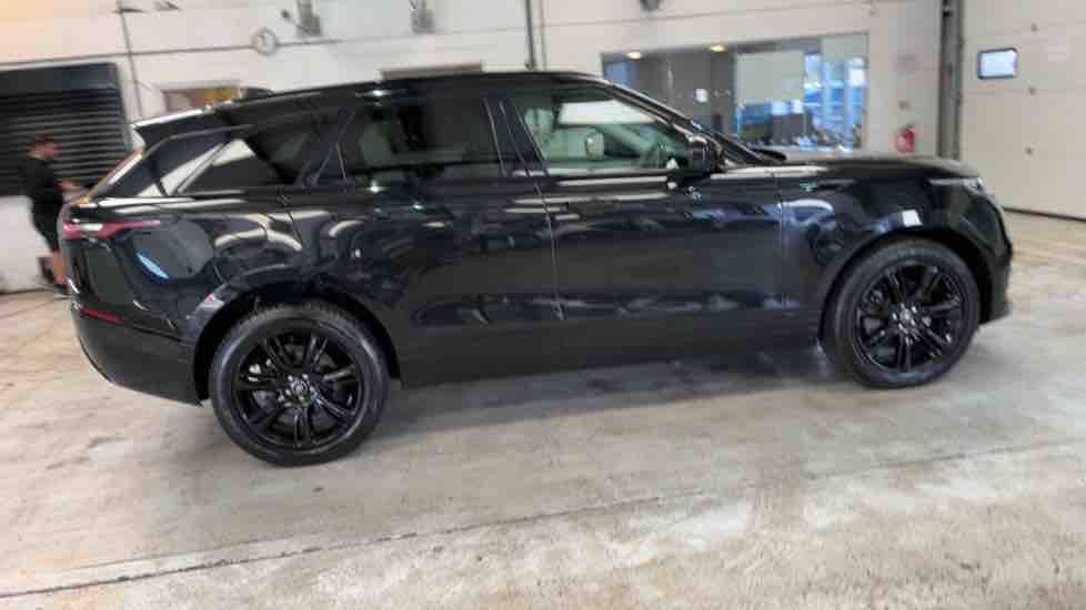 More views of Land Rover Range Rover Velar