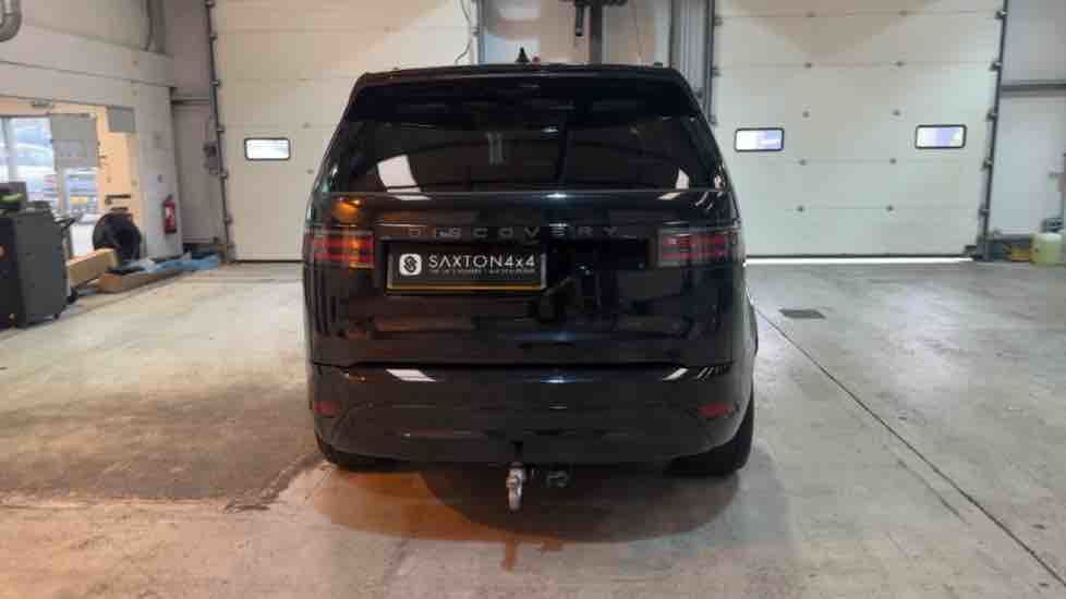 More views of Land Rover Discovery