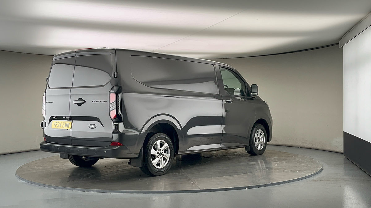 Ford Transit Custom Image 21