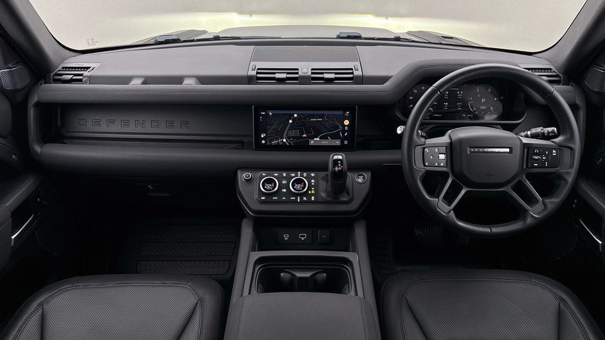 Land Rover Defender 110 Urban Image 12
