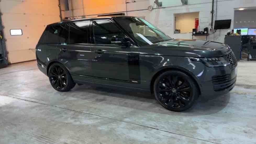 More views of Land Rover Range Rover