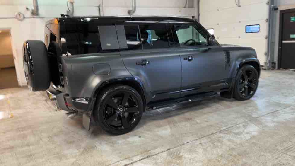 More views of Land Rover Defender 110